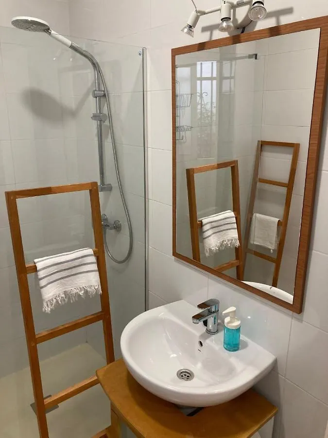Green Street Seville Apartment